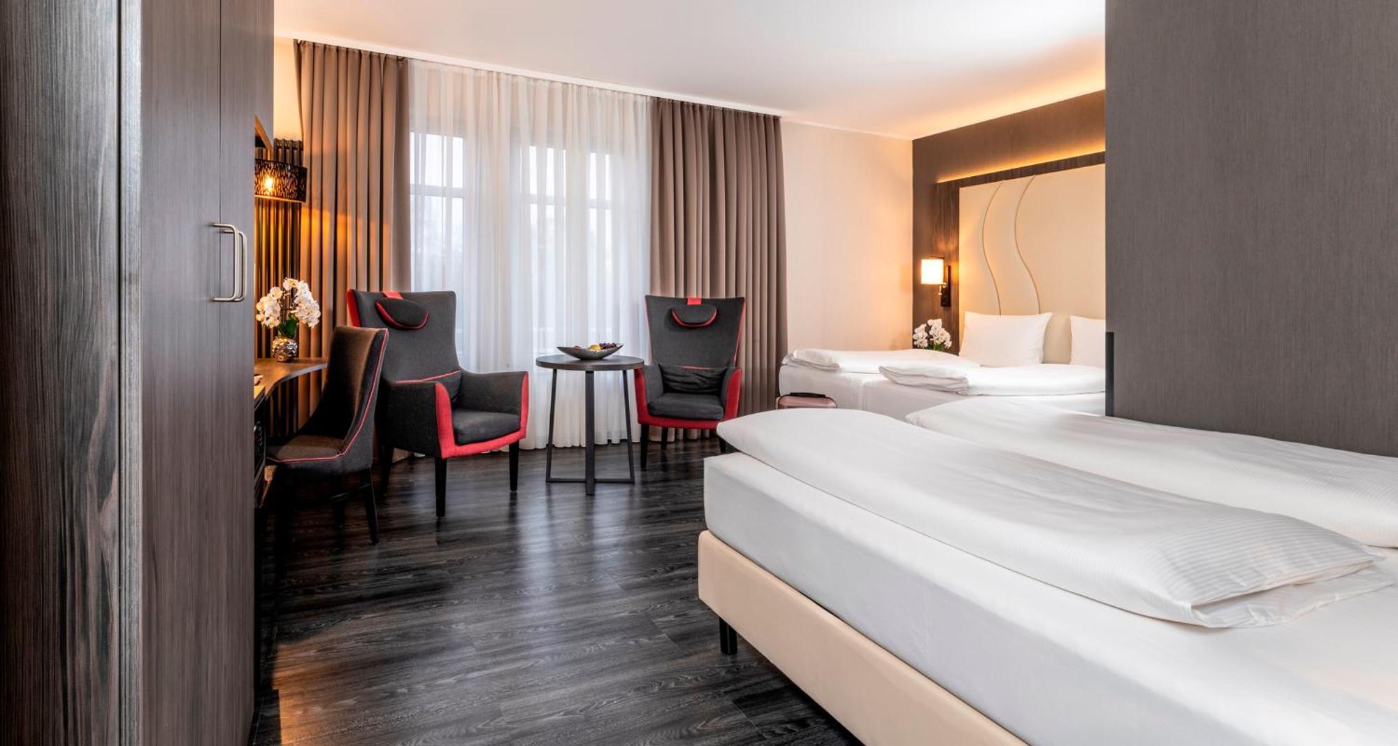 Plaza Premium Parkhotel Norderstedt Room photo