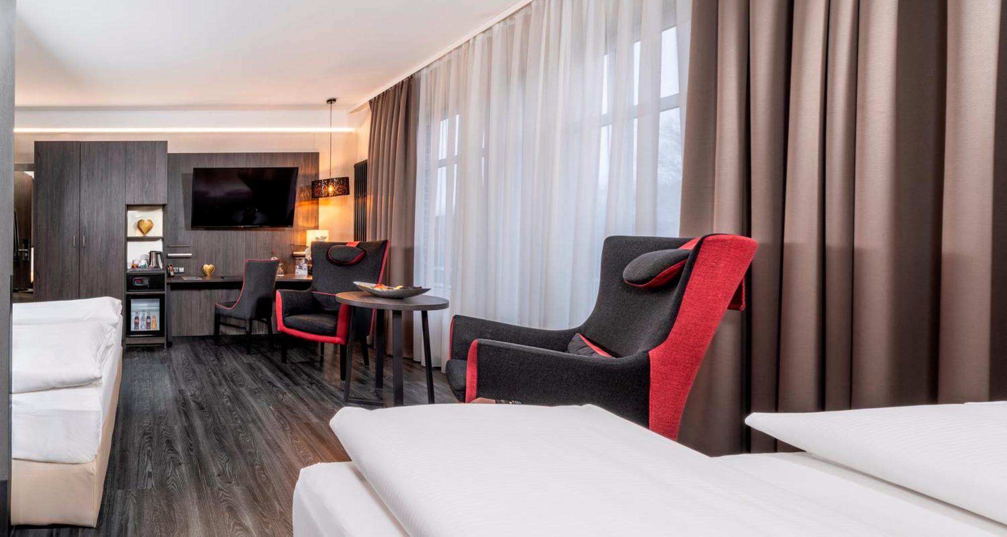 Plaza Premium Parkhotel Norderstedt Room photo