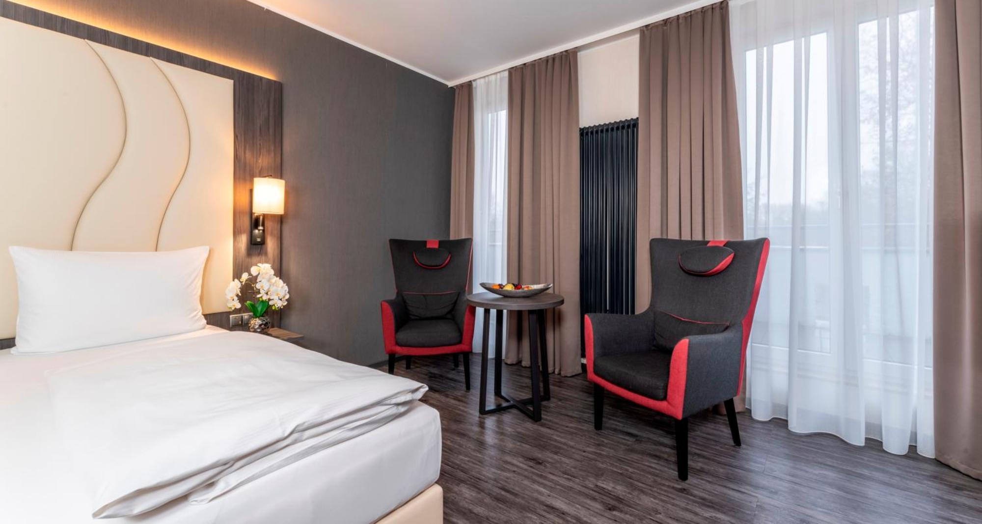 Plaza Premium Parkhotel Norderstedt Room photo